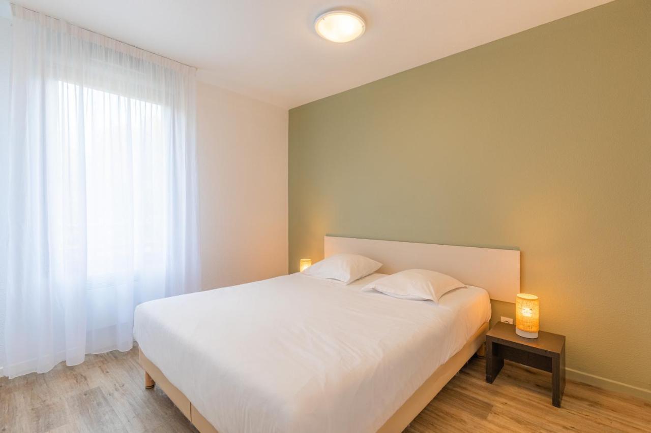 อัปปารืต ซิตี้ บูร์ก ออง เบรสเซ่ Aparthotel ภายนอก รูปภาพ