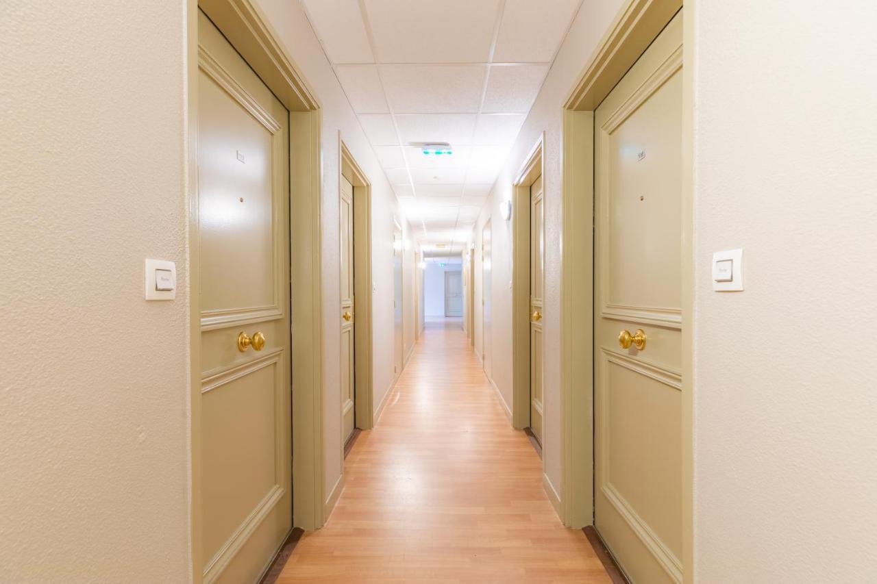 อัปปารืต ซิตี้ บูร์ก ออง เบรสเซ่ Aparthotel ภายนอก รูปภาพ